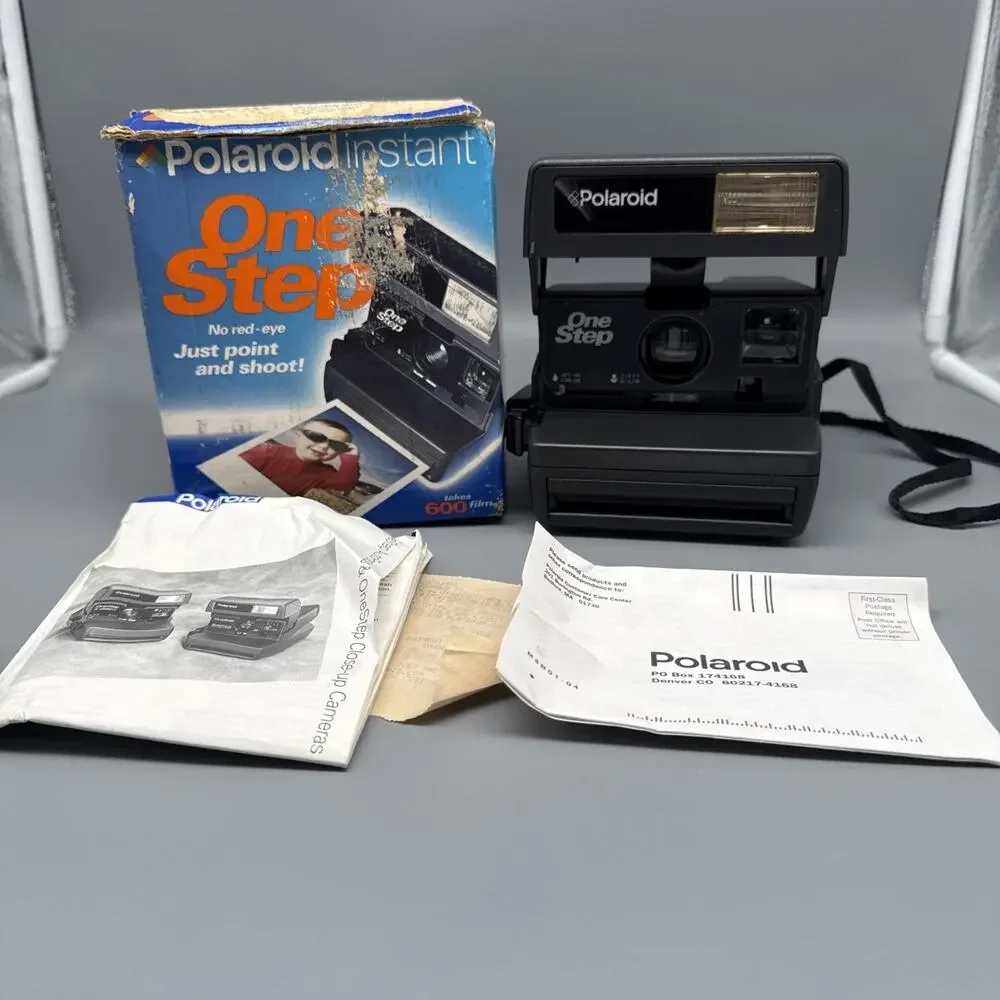 Vintage Polaroid One Step 600 Instant Film Camera With Box Unused